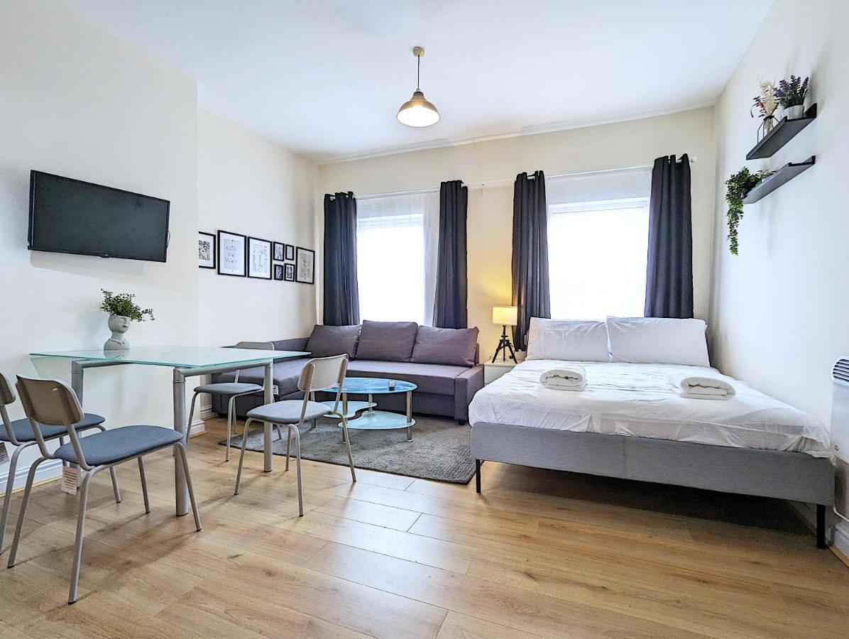 Lovely Studio In Anfield Near Centre Free Parking Liverpool Buitenkant foto