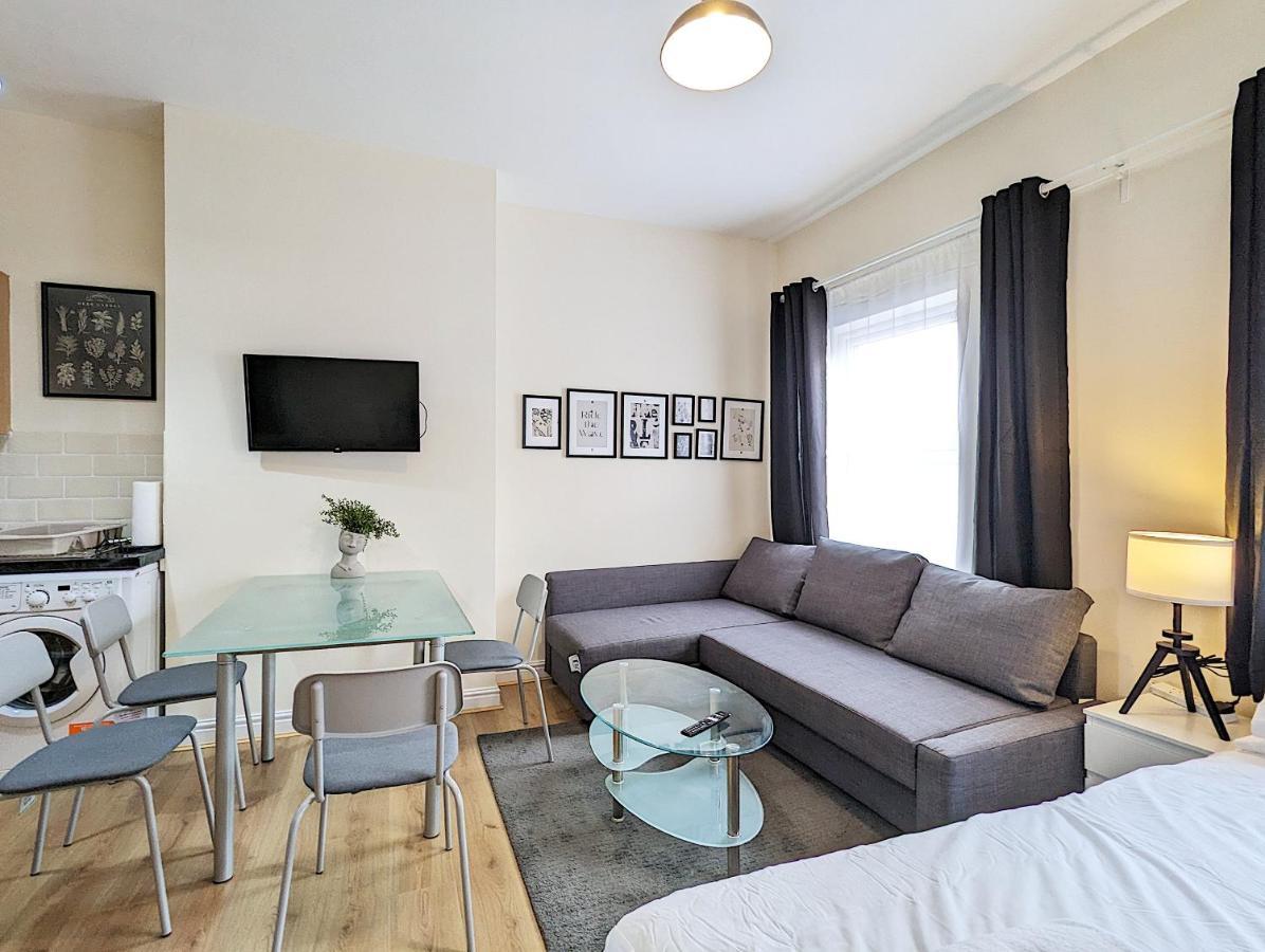 Lovely Studio In Anfield Near Centre Free Parking Liverpool Buitenkant foto